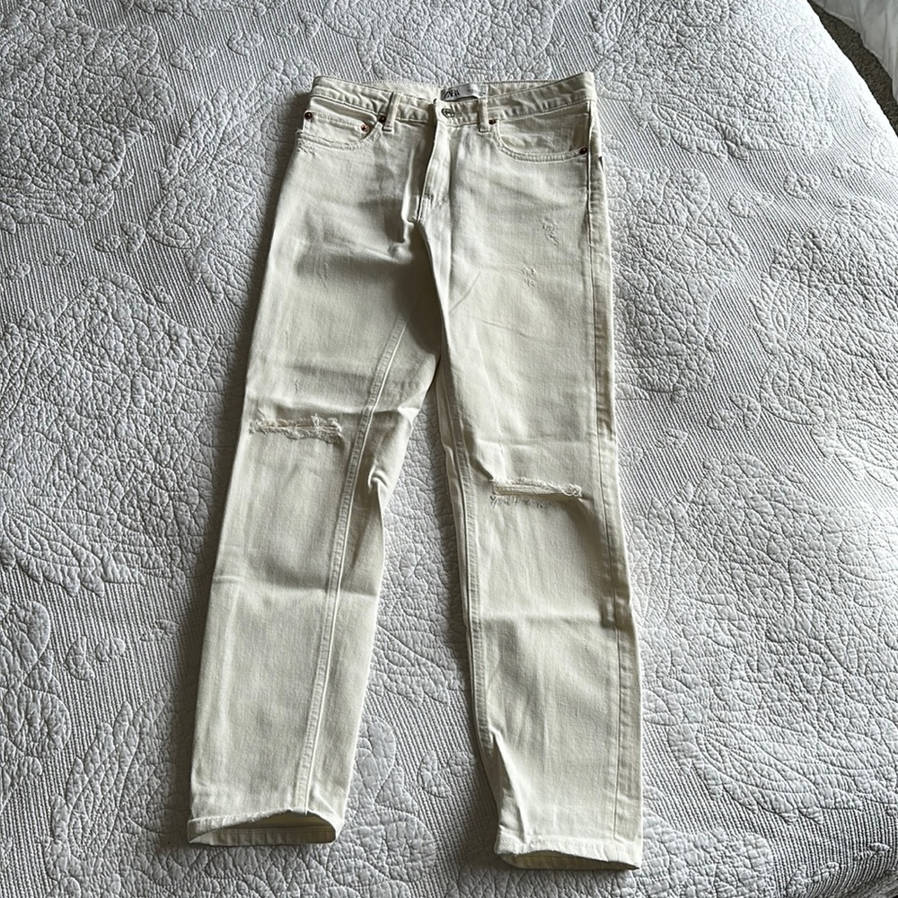 White Ripped Zara Jeans